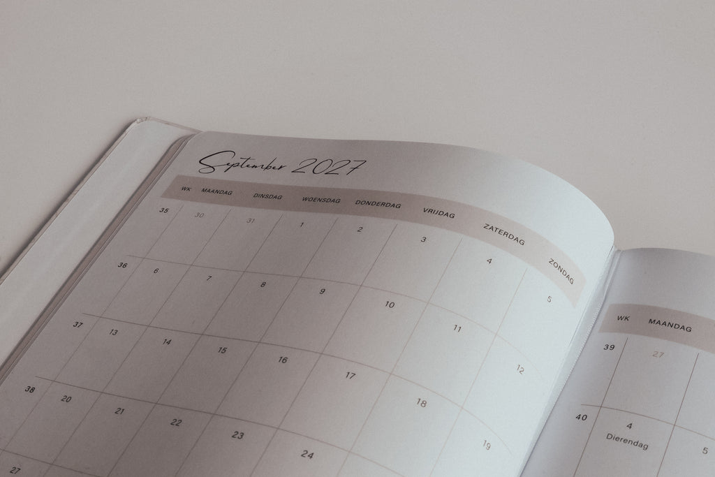 Agenda 2027 - A4 jaaragenda - Weekagenda  - 1 week op 2 pagina's