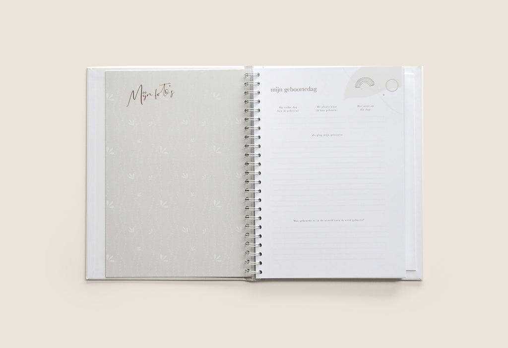 Mijn geboorteboek / kraambezoekboek - Eclipse