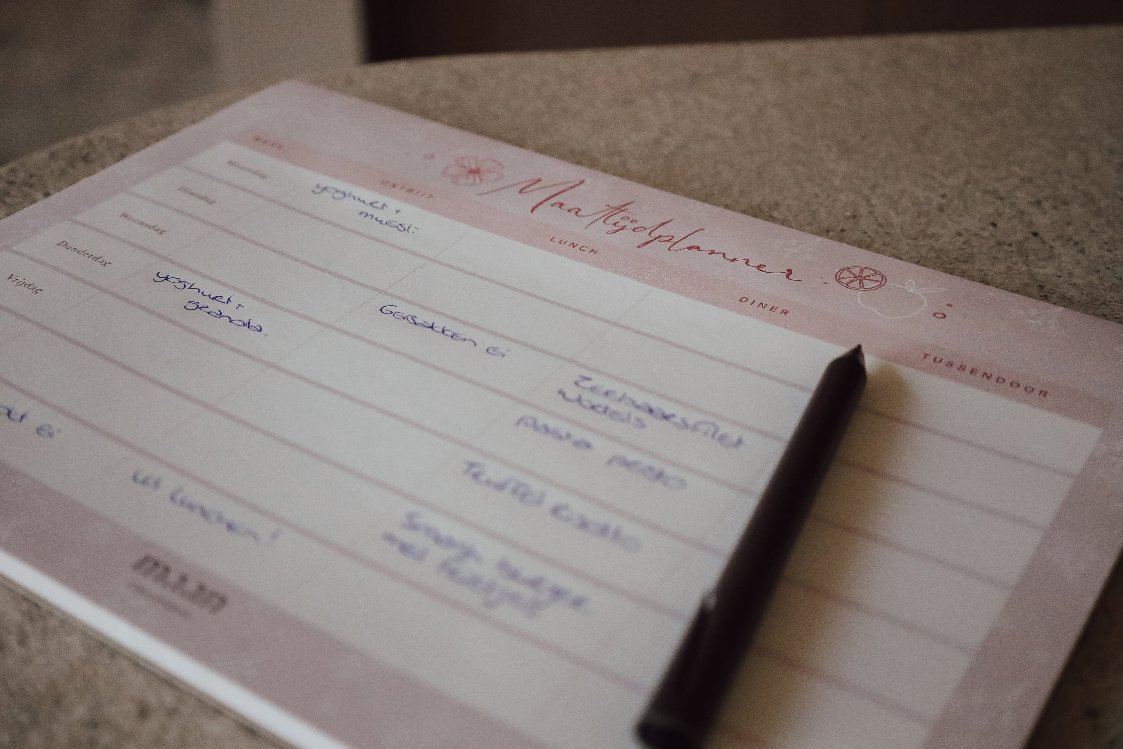 Maaltijdplanner - A4 - notitieblok voor dagmenu - 50 afscheurbare vellen