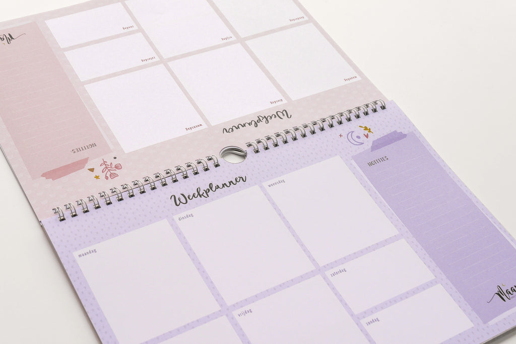 Weekplanner incl. stickervel - Universe